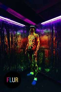 Фото с FLUR - самый неоновый и флюрный рейв Москвы