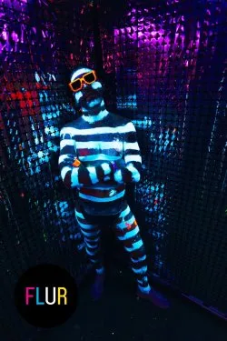 Фото с FLUR - самый неоновый и флюрный рейв Москвы